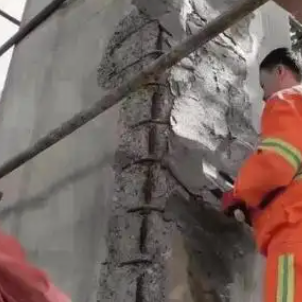 建华梁板柱楼梯空洞蜂窝剥落露筋等表面破损修补用高强聚合物修补砂浆